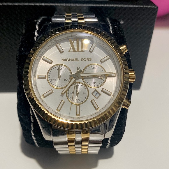 Men’s Michael Kors Watch - Picture 1 of 2